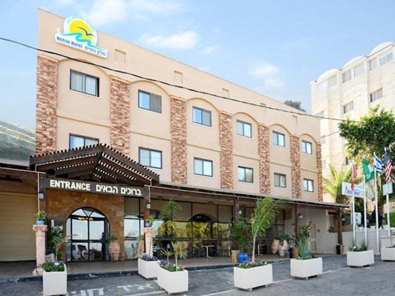 Nofim Hotel Тиберия Екстериор снимка